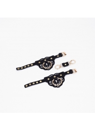 Черные кожаные наручники с клепками, кольцами и золотистой фурнитурой - Crazy Handmade - купить с доставкой в Старом Осколе