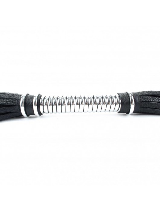 Черная длинная плеть с серебристой ручкой - 56 см. - БДСМ Арсенал - купить с доставкой в Старом Осколе